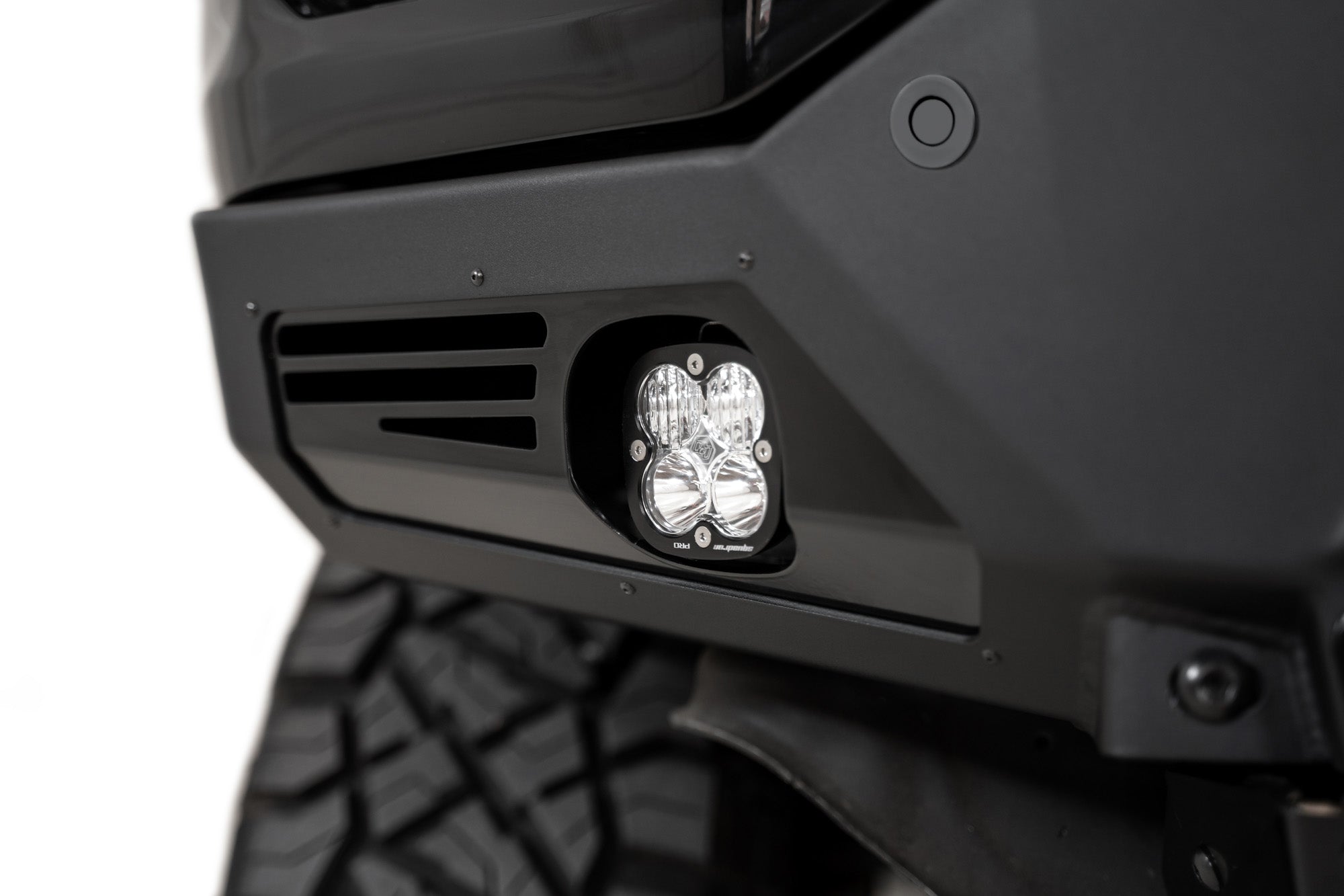 2020-2023 Chevy 2500/3500 Bomber Front Bumper (20 Inch Lights)