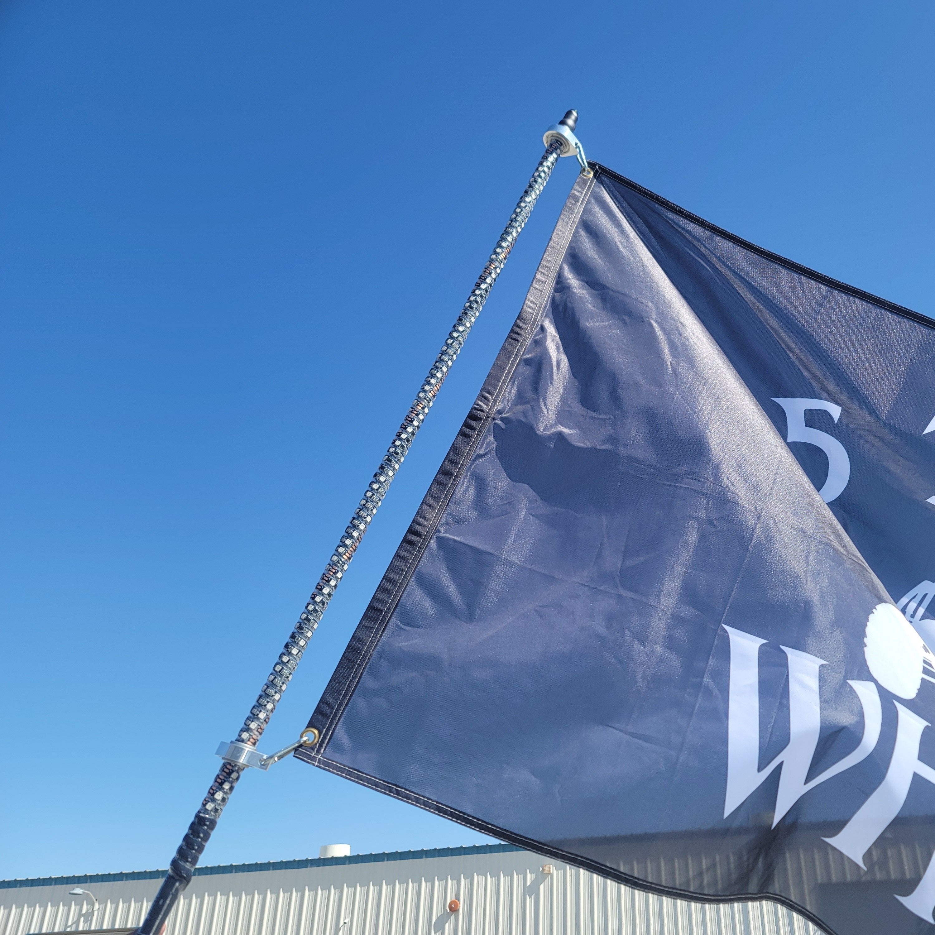 Swivel Flag Clip for Hyper Whips