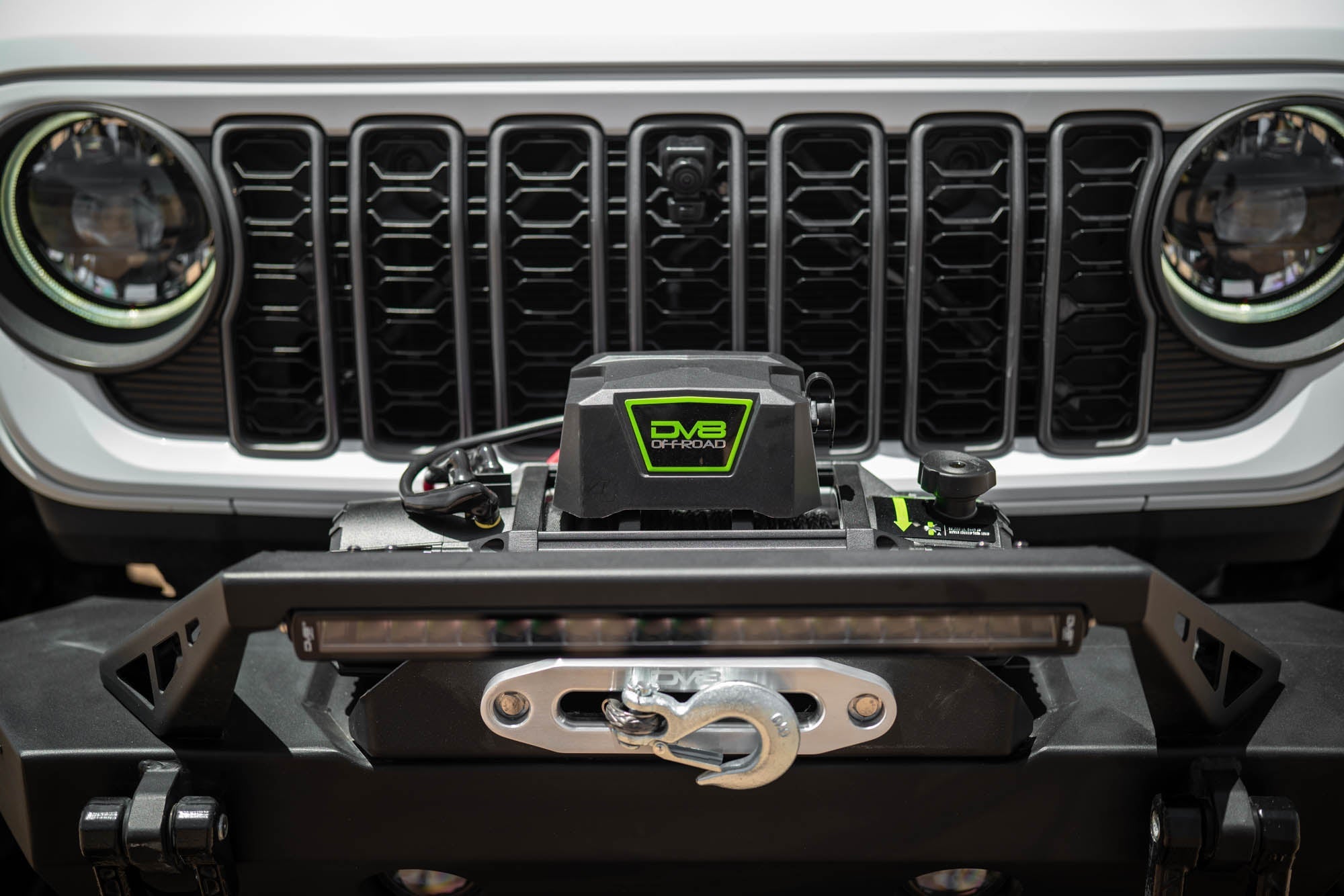 DV8 Xtract 12k Synthetic Rope Winch