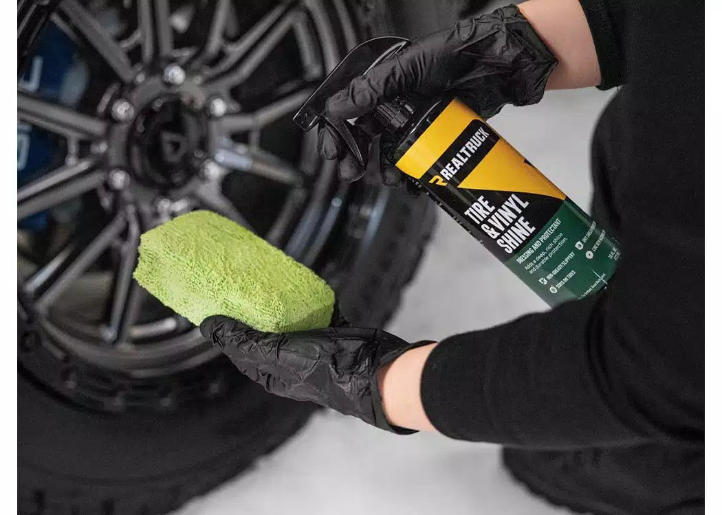 RealTruck Tire & Vinyl Shine — view 3