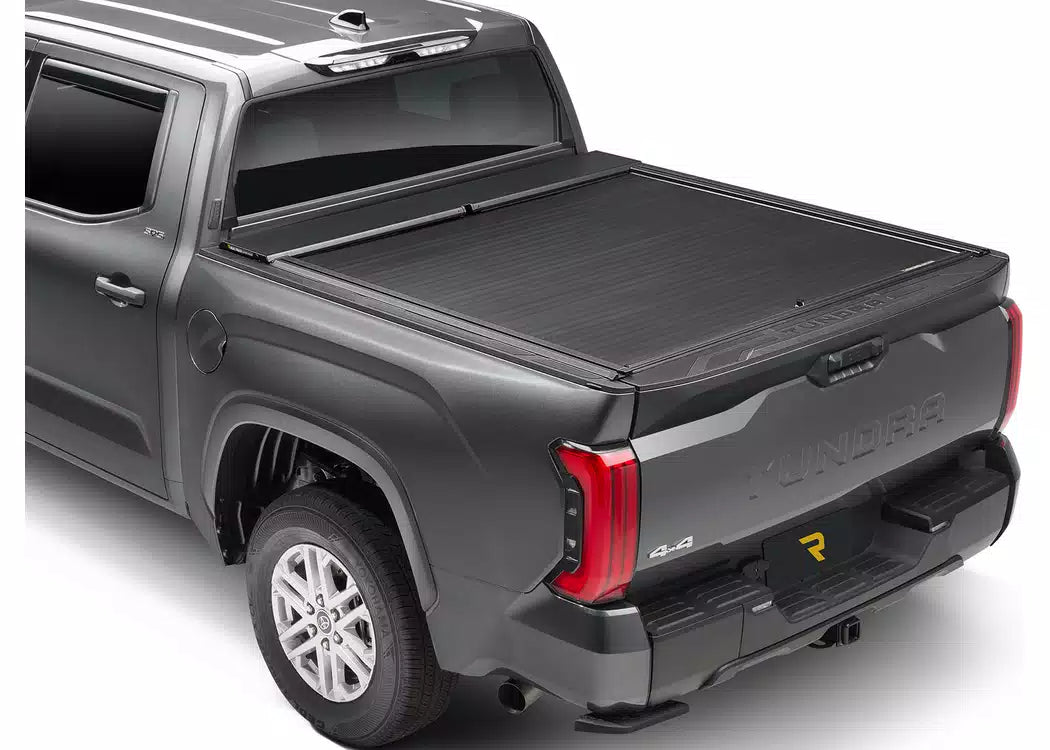 RealTruck Roll-N-Lock A-Series XT Manual Retractable Tonneau Cover w/ T-Slot Rails - 2016-2023 Toyota Tacoma — view 4