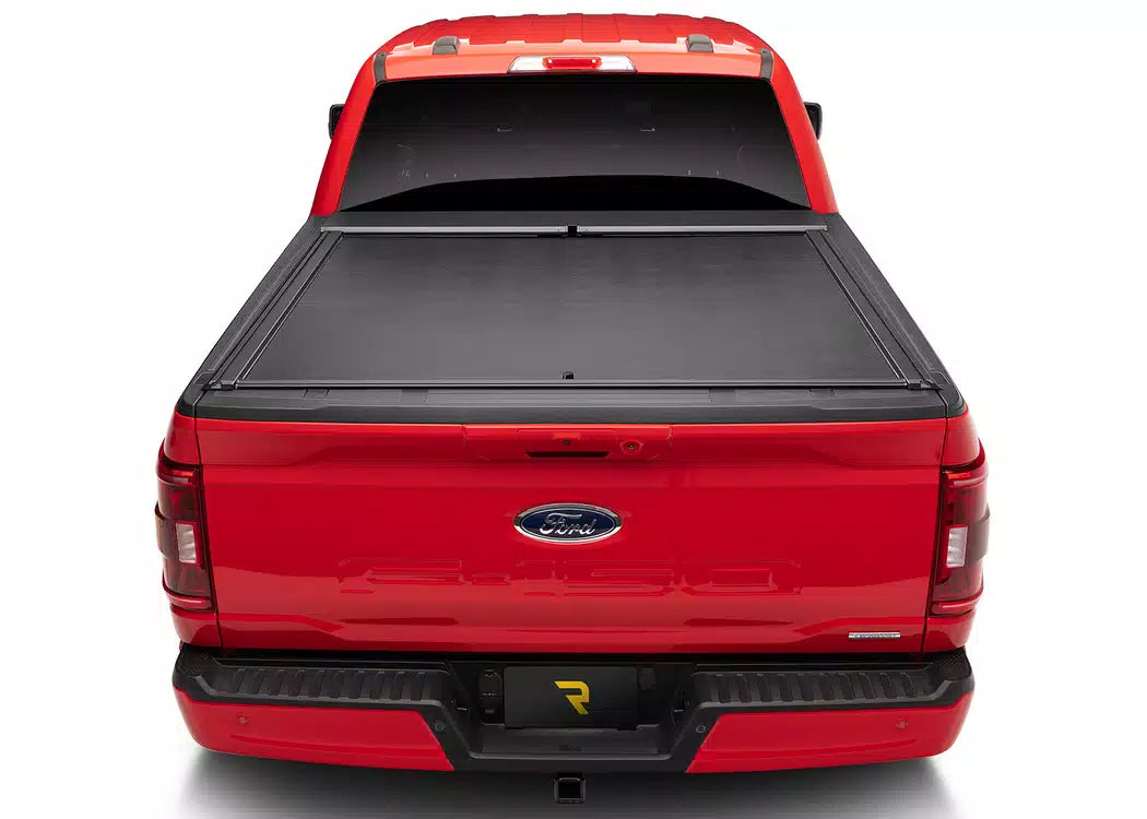 RealTruck Roll-N-Lock M-Series XT Manual Retractable Tonneau Cover w/ T-Slot Rails - 2020-2026 Jeep Gladiator — view 5