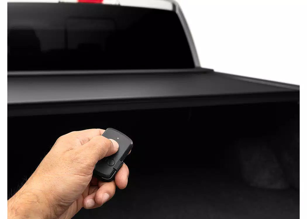 RealTruck Roll-N-Lock E-Series Electric Retractable Tonneau Cover - 2014-2018 Chevrolet Silverado 1500, GMC Sierra 1500 — view 7