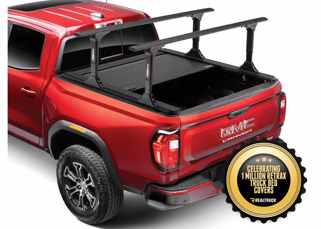 RealTruck RetraxONE XR Manual Retractable Tonneau Cover w/ T-Slot Rails - 2022-2026 Maxus T60