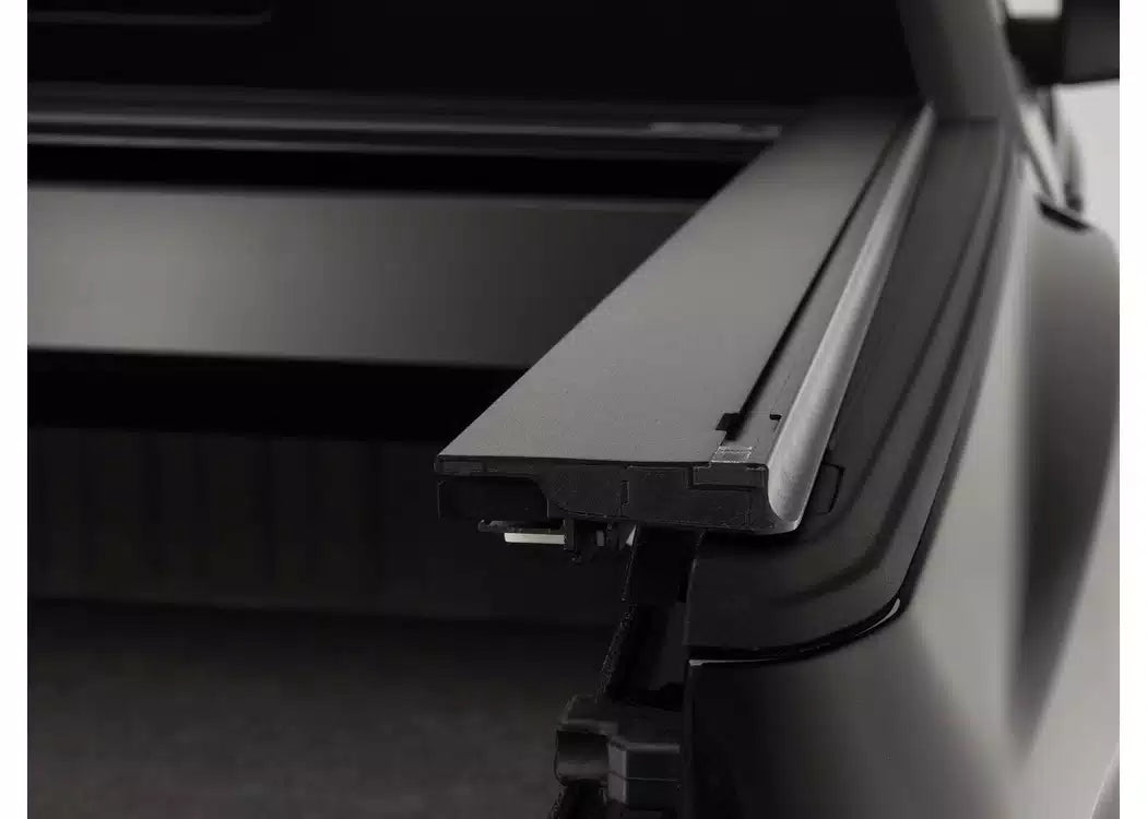 RealTruck Retrax PowertraxPRO XR Electric Retractable Tonneau Cover w/ T-Slot Rails - 2012-2026 Isuzu D-Max — view 4