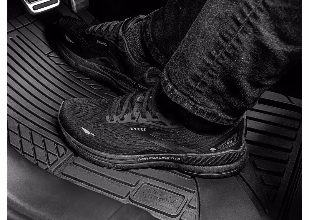 Husky Liners Uni-Fit Floor Mats — view 2