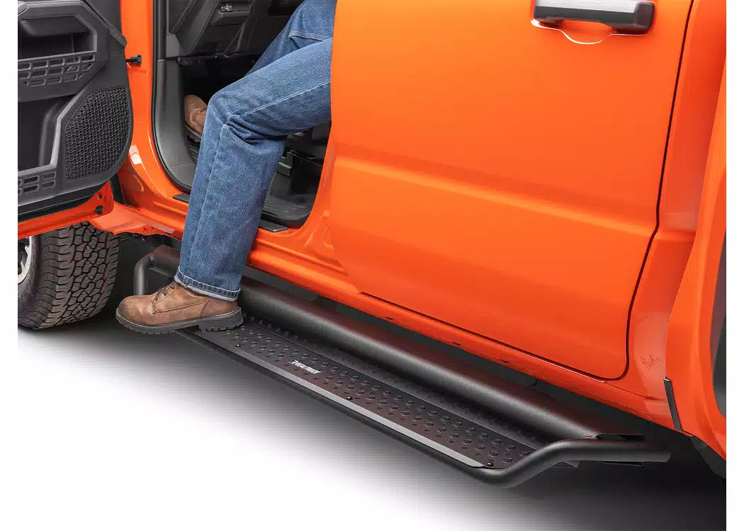 Go Rhino Dominator D1 Side Steps - 2016-2024 Nissan Titan XD, Nissan Titan — view 7