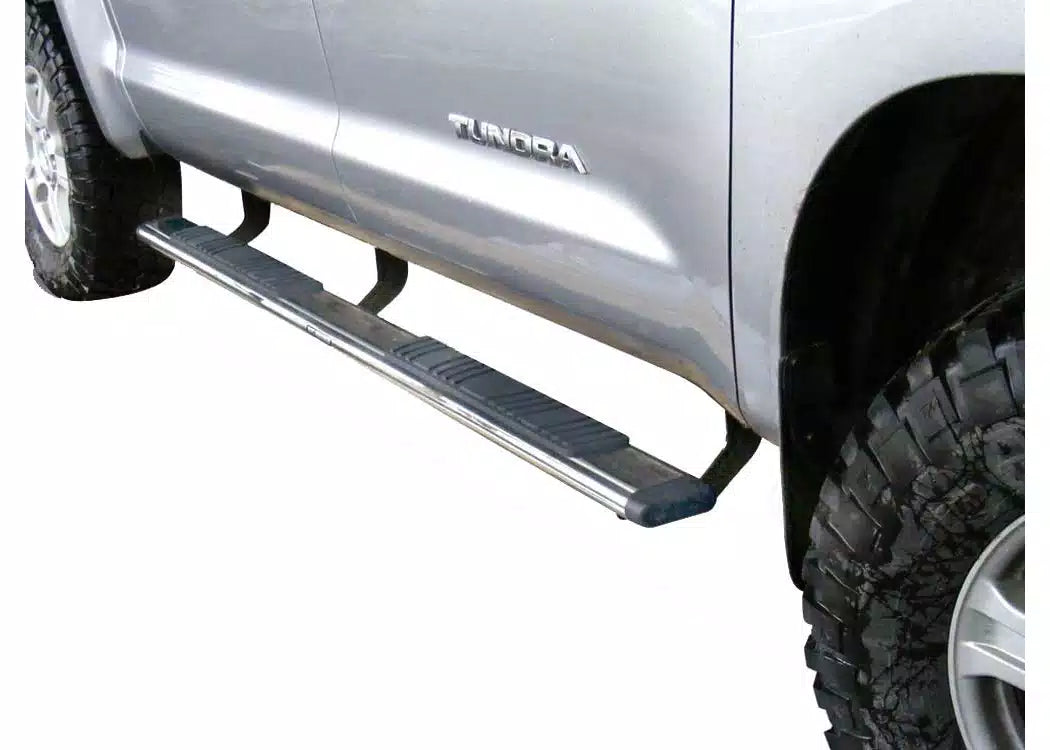 Go Rhino 5" OE Xtreme Low Profile Stainless SideSteps - 2004-2015 Nissan Titan — view 5