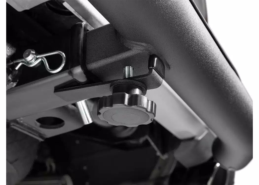 Go Rhino 360 Series Black Hitch Step — view 6