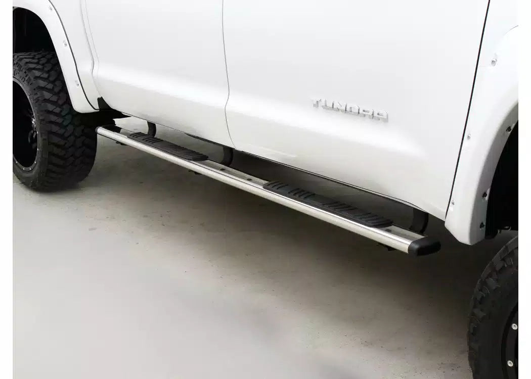 Go Rhino 5" OE Xtreme Low Profile Stainless SideSteps - 2004-2015 Nissan Titan — view 3