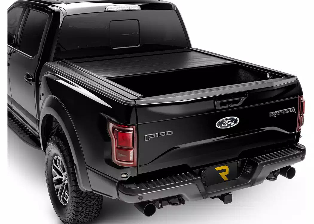 RealTruck Retrax PowertraxPRO MX Electric Retractable Tonneau Cover - 2017-2026 Honda Ridgeline — view 3