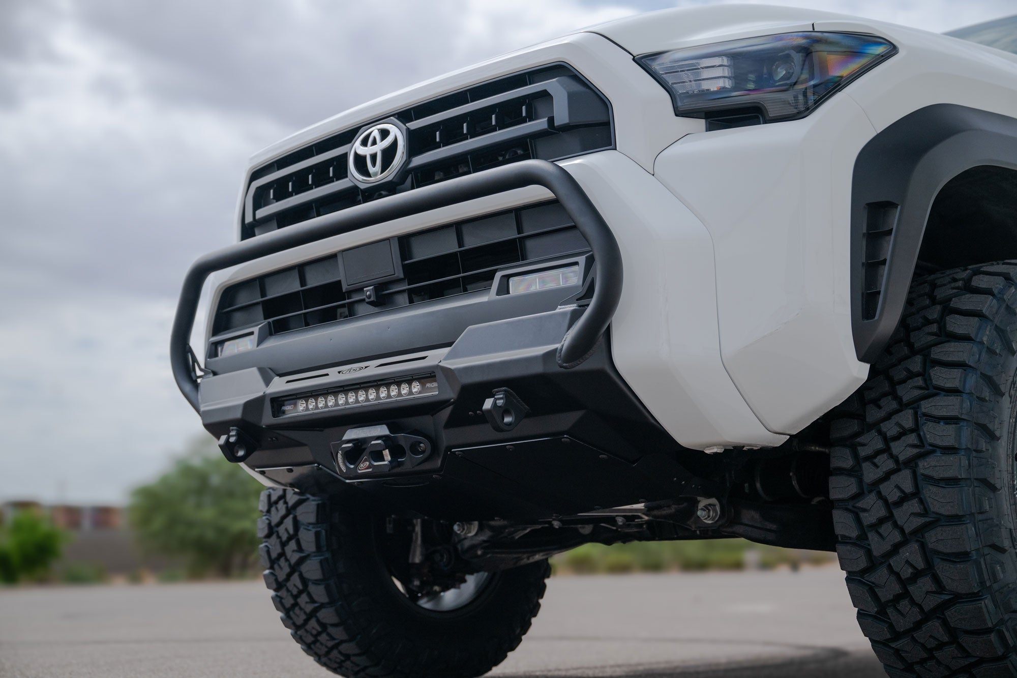 2025+ Toyota 4Runner Stealth Center Mount Front Bumper with Top Hoop