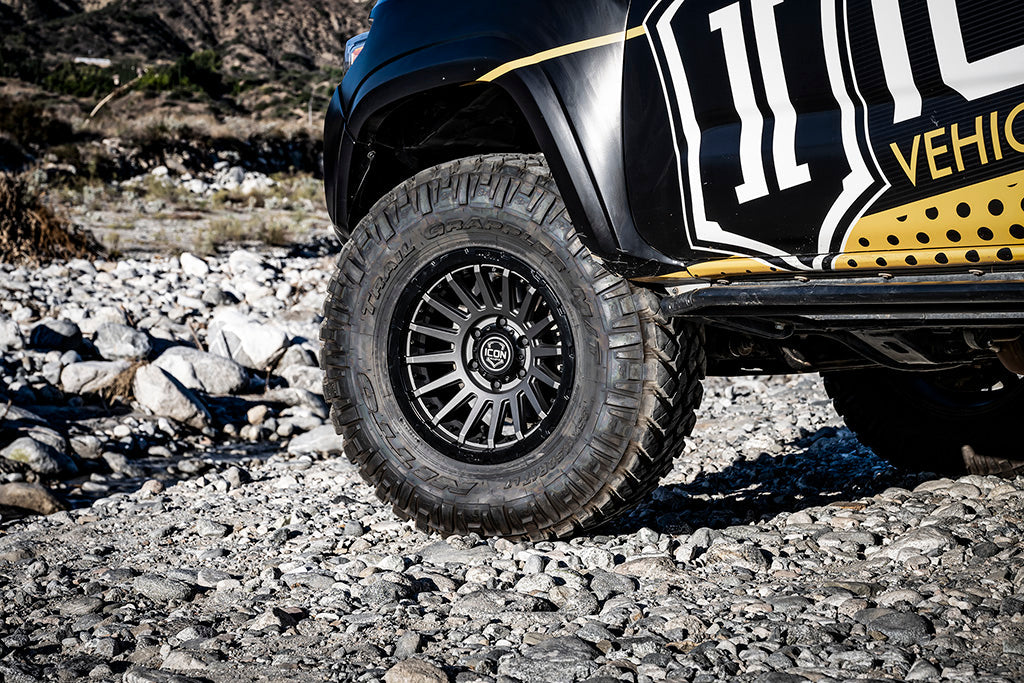 ICON Alloys Recon Pro, Charcoal, 18 x 9 / 6 x 5.5, 0mm Offset, 5" BS